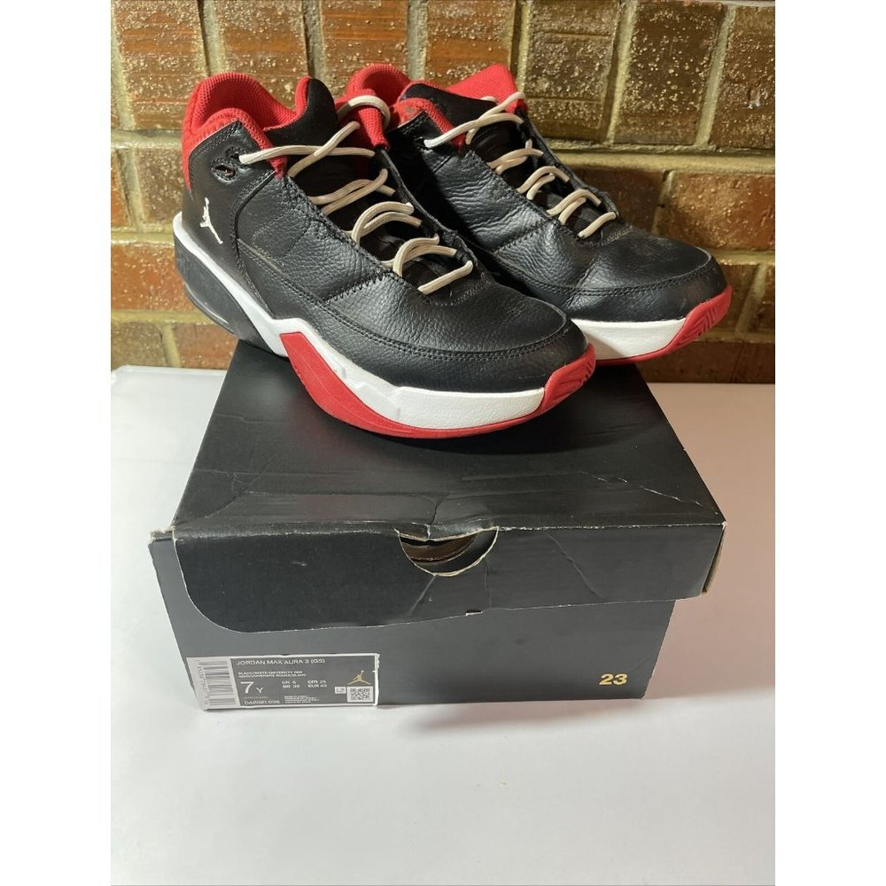 Nike Boys Air Jordan Max Aura 3 DA8021-600 Black Basketball Shoes‎ Sneakers 7Y